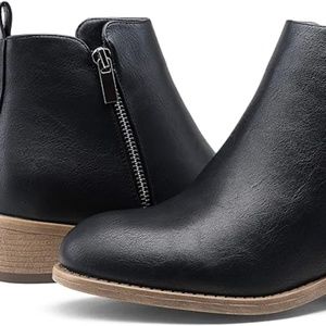 Black Ankle Boots with Zippers Size 10